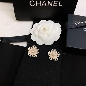 Новые серьги Chanel Pearl. Популярная модель. Самая высококачеств