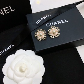 Новые серьги Chanel Pearl. Популярная модель. Самая высококачеств
