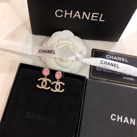 Chanel CHANEL Шанель 2024 новинка серьги-гвоздики из латуни, оче