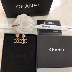Chanel CHANEL Шанель 2024 новинка серьги-гвоздики из латуни, оче