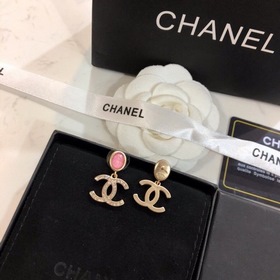 Chanel CHANEL Шанель 2024 новинка серьги-гвоздики из латуни, оче