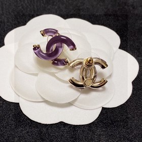 Серьги Chanel светло-лилового цвета, прозрачные и кристально чист