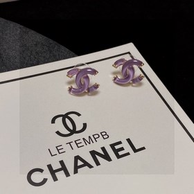 Серьги Chanel светло-лилового цвета, прозрачные и кристально чист
