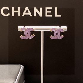 Серьги Chanel светло-лилового цвета, прозрачные и кристально чист