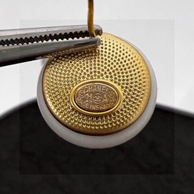 Chanel  Chanel Подержанные серьги-гвоздики от Chanel не нуждаютс
