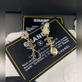CHANEL Chanel серьги-гвоздики в новом популярном дизайне CHAN 23K