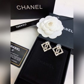 Chanel Chanel маленькие серьги с бриллиантами большим буквой C С
