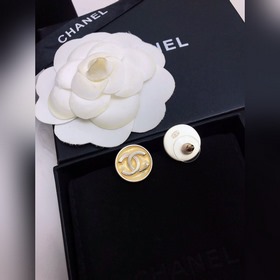Chanel   Новые серьги Chanel Оригинальные материалы, синхрониз