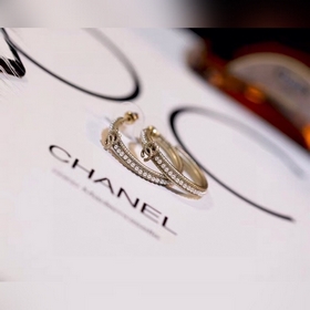 Chanel  04038080 Chanel подержанные модели Новая модель больших 