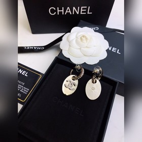 Chanel Классические серьги-гвоздики с цирконием Индивидуальные
