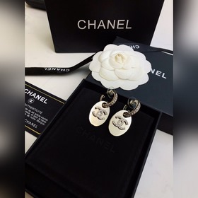 Chanel Классические серьги-гвоздики с цирконием Индивидуальные 