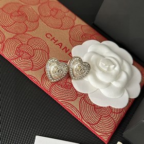 Chanel подержанные серьги с двойным логотипом. Оригинальная копия