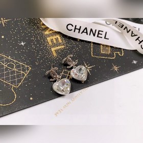 Chanel Б/у Буквы Серьги в стиле Chanel не нуждаются в представлен