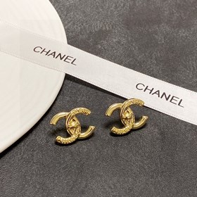 Chanel Chanel, подержанная модель, серьги с буквами «CC», красот