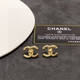 Chanel Chanel, подержанная модель, серьги с буквами «CC», красот