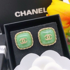 Chanel Номер XED0755 Chanel квадратные серьги с двойным C из тог