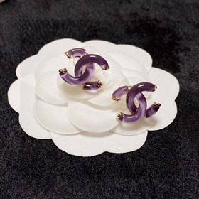 Серьги Chanel светло-лилового цвета, прозрачные и кристально чист