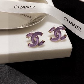 Серьги Chanel светло-лилового цвета, прозрачные и кристально чист