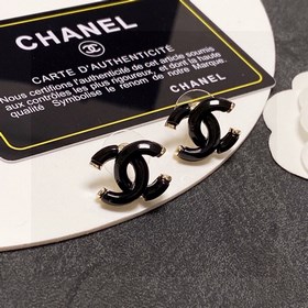 Серьги Chanel в черном цвете. Прозрачные изящные, от Chanel. Эти