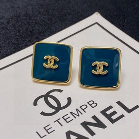 Chanel  Chanel Милый белый и темно-синий квадратные серьги-гвозд