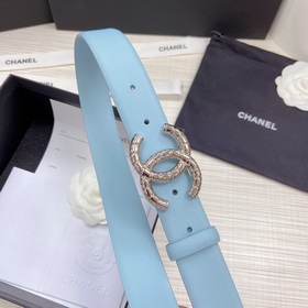 Новая модель на официальном сайте Chanel. Двусторонняя кожа телен