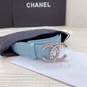 Новая модель на официальном сайте Chanel. Двусторонняя кожа телен
