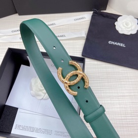 Новая модель на официальном сайте Chanel. Двусторонняя кожа телен