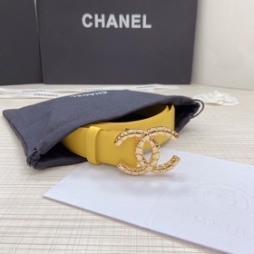 Новая модель на официальном сайте Chanel. Двусторонняя кожа телен