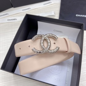 Новая модель на официальном сайте Chanel. Двусторонняя кожа телен
