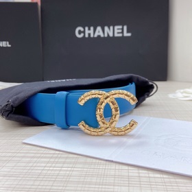 Новая модель на официальном сайте Chanel. Двусторонняя кожа телен