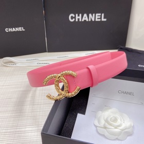 Новая модель на официальном сайте Chanel. Двусторонняя кожа телен