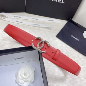 Новая модель на официальном сайте Chanel. Двусторонняя кожа телен