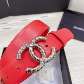 Новая модель на официальном сайте Chanel. Двусторонняя кожа телен