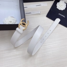 Новая модель на официальном сайте Chanel. Двусторонняя кожа телен