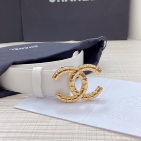 Новая модель на официальном сайте Chanel. Двусторонняя кожа телен