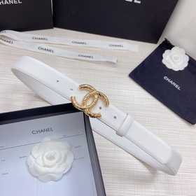 Новая модель на официальном сайте Chanel. Двусторонняя кожа телен