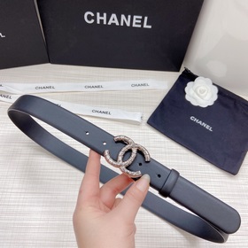 Новая модель на официальном сайте Chanel. Двусторонняя кожа телен