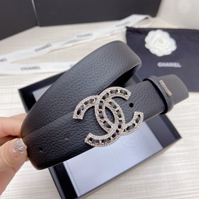 Новая модель на официальном сайте Chanel. Двусторонняя кожа перво