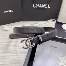 Новая модель на официальном сайте Chanel. Двусторонняя кожа перво