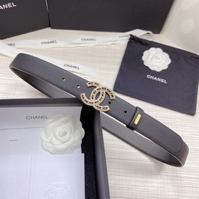 Новая модель на официальном сайте Chanel. Двусторонняя кожа перво
