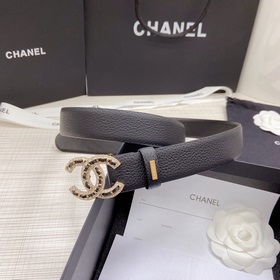 Новая модель на официальном сайте Chanel. Двусторонняя кожа перво