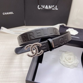 Новая модель на официальном сайте Chanel. Двусторонняя кожа перво