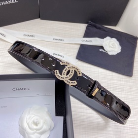 Новая модель на официальном сайте Chanel. Двусторонняя кожа перво
