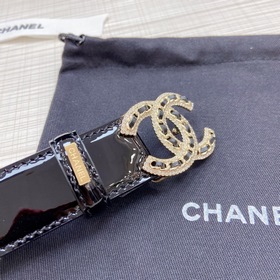Новая модель на официальном сайте Chanel. Двусторонняя кожа перво
