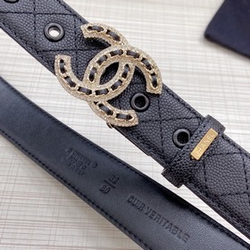 Новая модель на официальном сайте Chanel. Двусторонняя кожа телен