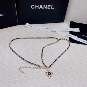 Новая модель поясной цепочки из чистой меди от Chanel уже в прода