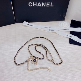 Новая модель поясной цепочки из чистой меди от Chanel уже в прода