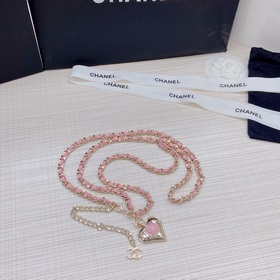Новая модель поясной цепочки из чистой меди от Chanel уже в прода