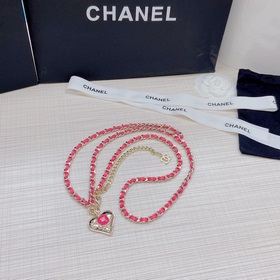 Новая модель поясной цепочки из чистой меди от Chanel уже в прода
