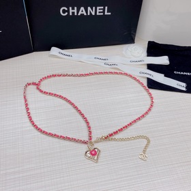 Новая модель поясной цепочки из чистой меди от Chanel уже в прода